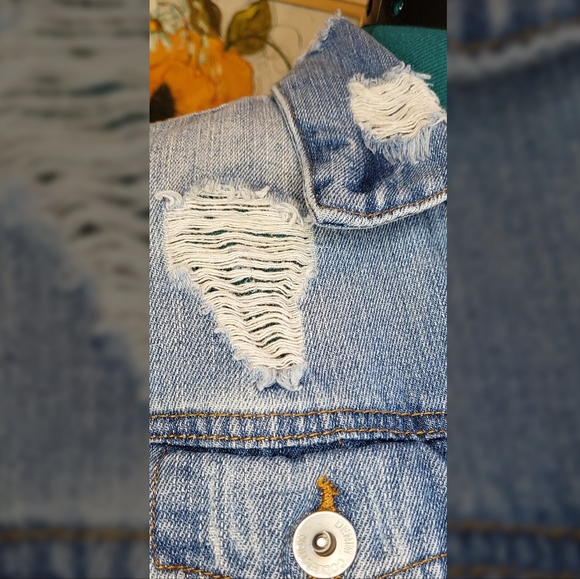 Denim jacket - Picture 4 of 5
